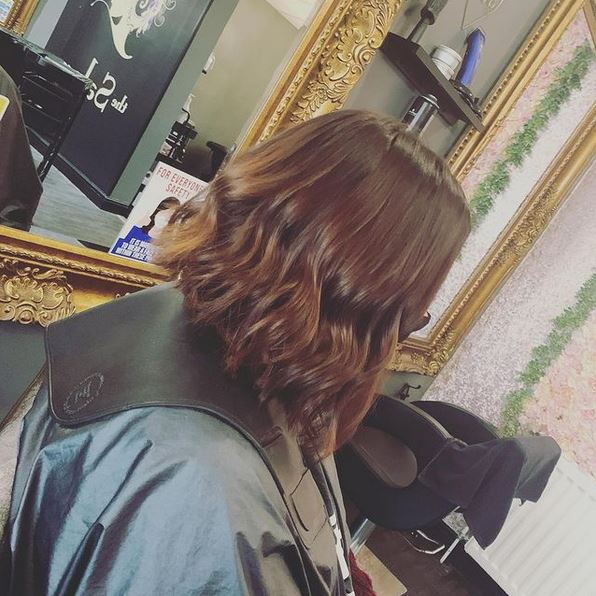  Mens hair styling and cutting in progess at the SAlon in Hull. Mens Hairdresser in Hull, Womens Hairtdresser in Hull, Childrens hairdresser in Hull, Unisex Salon in Hull