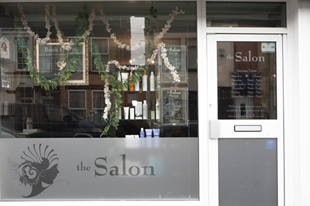 Photo of the Salon shop front in Chanterlands Avenue in Hull. Unisex Salon in Hull. Men's Hairdresser, Women's Hairdresser, Childrens hairdressing in Hull